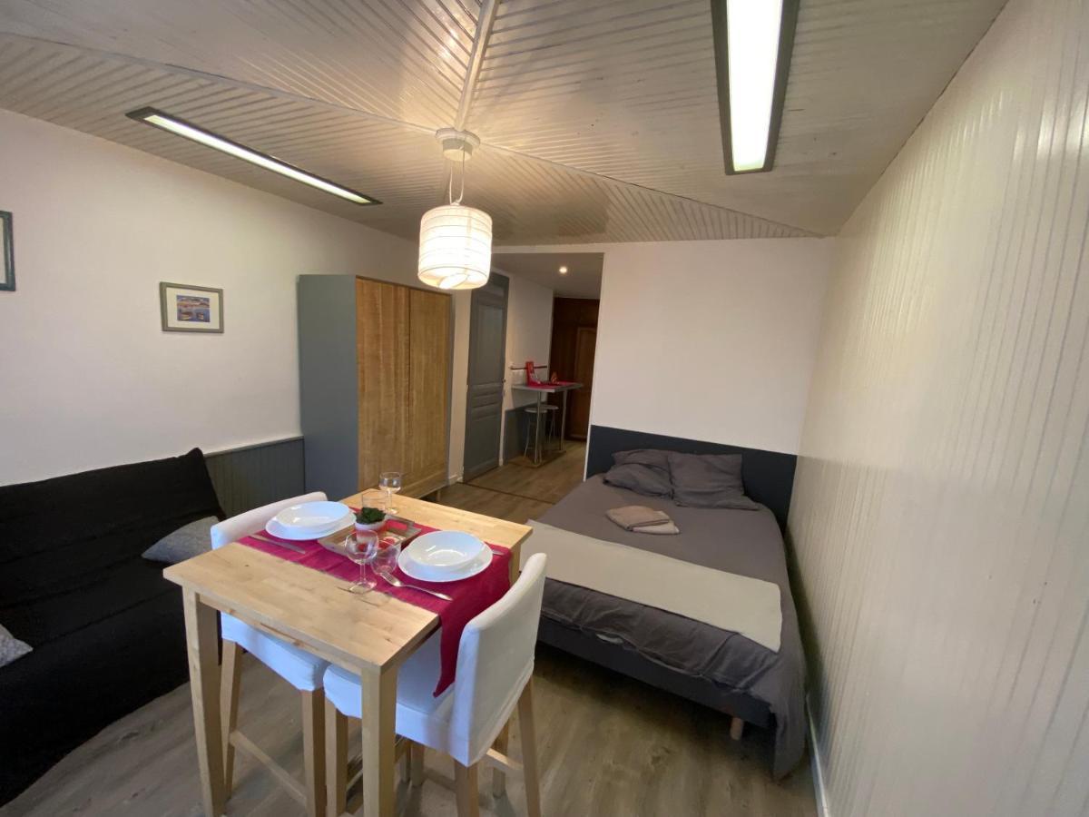 Ferienwohnung Au Bouquet Troyen - Wifi - Calme Et Tranquillite Troyes Exterior foto