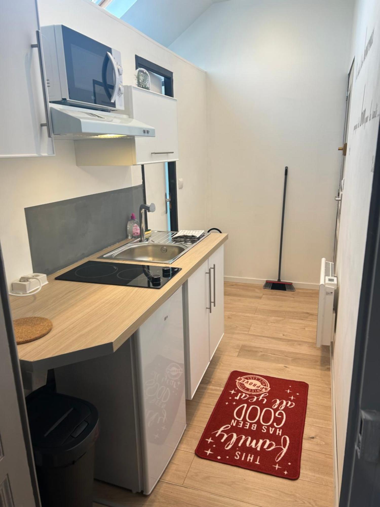 Ferienwohnung Au Bouquet Troyen - Wifi - Calme Et Tranquillite Troyes Exterior foto