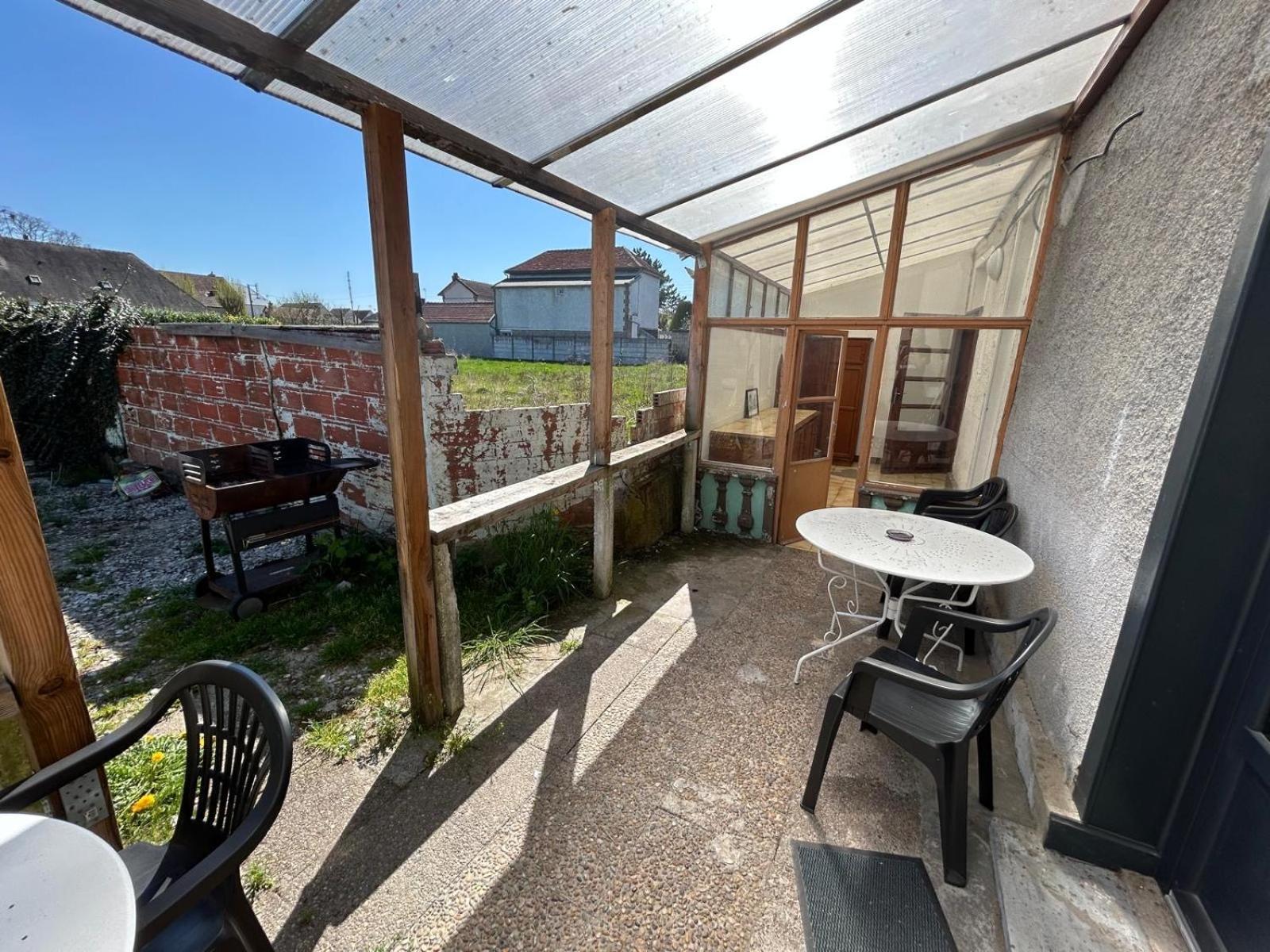 Ferienwohnung Au Bouquet Troyen - Wifi - Calme Et Tranquillite Troyes Exterior foto